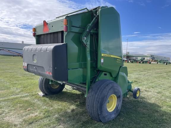 Image of John Deere 560M equipment image 4