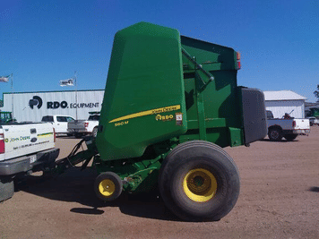 Main image John Deere 560M