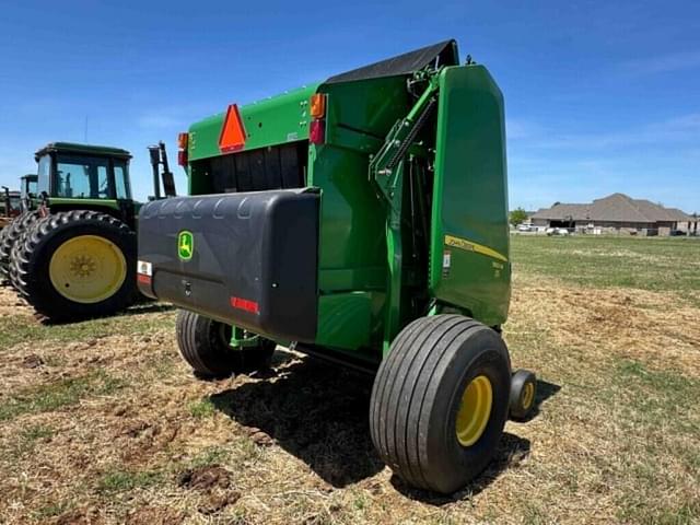 Image of John Deere 560M equipment image 2