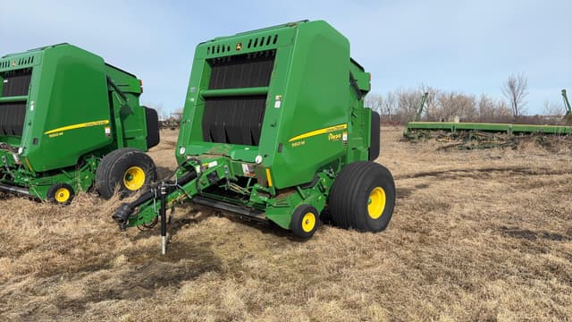 Image of John Deere 560M equipment image 1