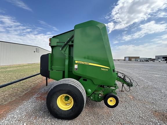 Image of John Deere 560R equipment image 4