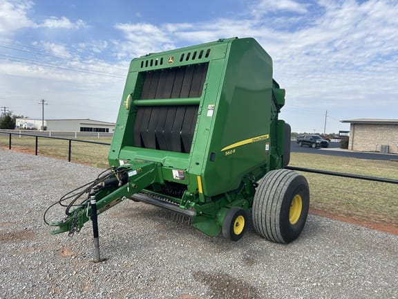 Main image John Deere 560R