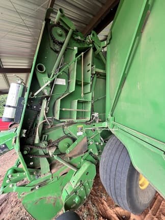 Image of John Deere 560R equipment image 1