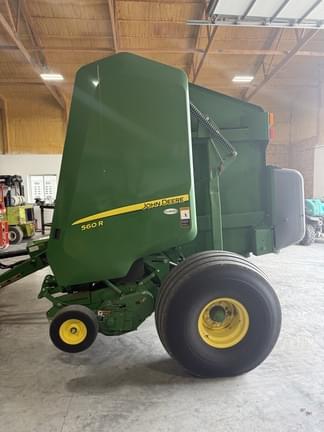 Image of John Deere 560R equipment image 1
