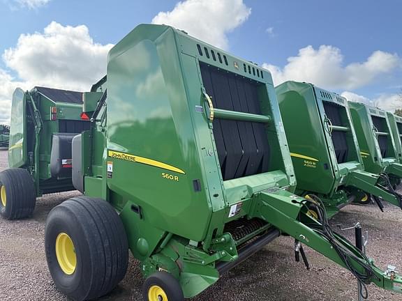 Image of John Deere 560R equipment image 3