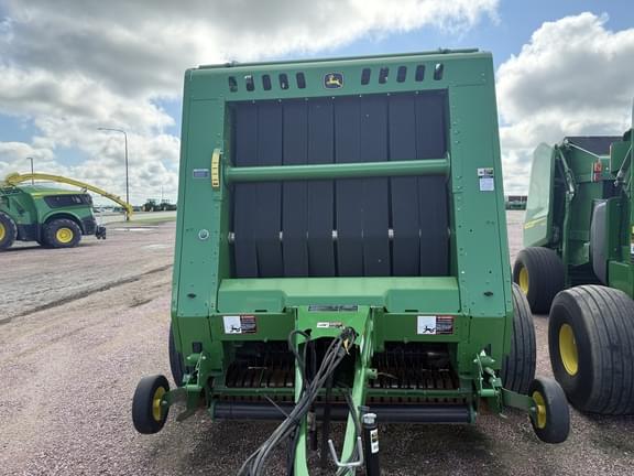 Image of John Deere 560R equipment image 4