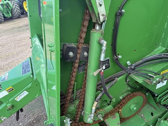 Image of John Deere 560R equipment image 1