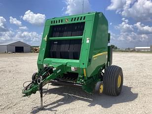 Main image John Deere 560R 11