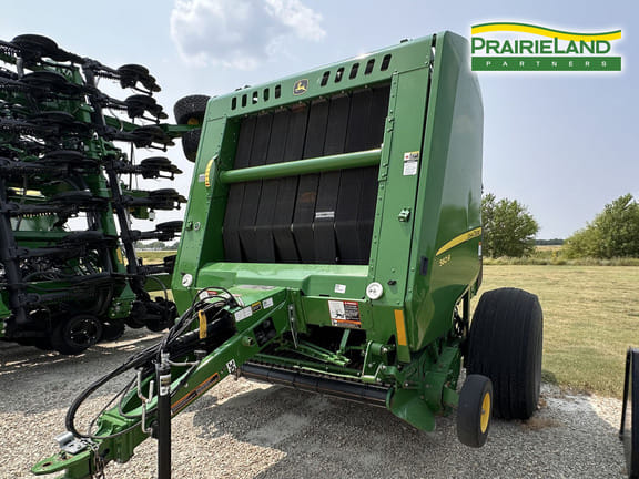 2019 John Deere 560R Equipment Image0