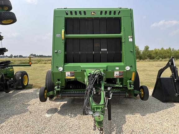 Image of John Deere 560R equipment image 1