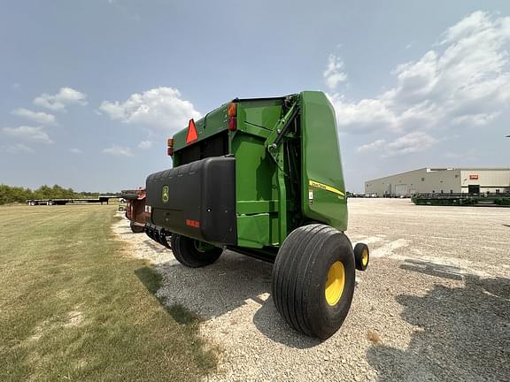 Image of John Deere 560R equipment image 4