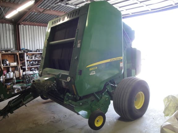 Image of John Deere 560R Primary image