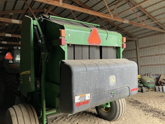 Image of John Deere 560R equipment image 3