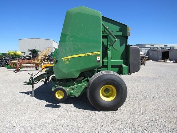 Image of John Deere 560R equipment image 1