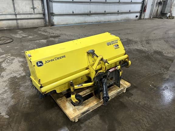 Image of John Deere 60 Heavy Duty Broom equipment image 2