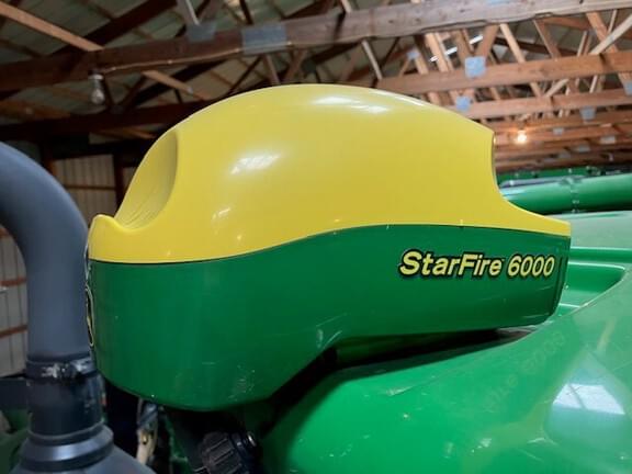 Image of John Deere StarFire 6000 Primary image
