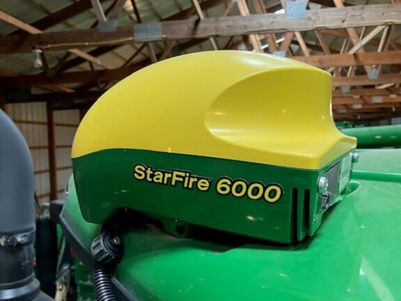 Image of John Deere StarFire 6000 equipment image 3