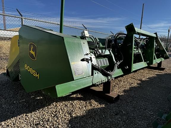 Image of John Deere 608SH equipment image 2