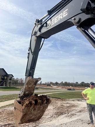 Image of John Deere 60G equipment image 3