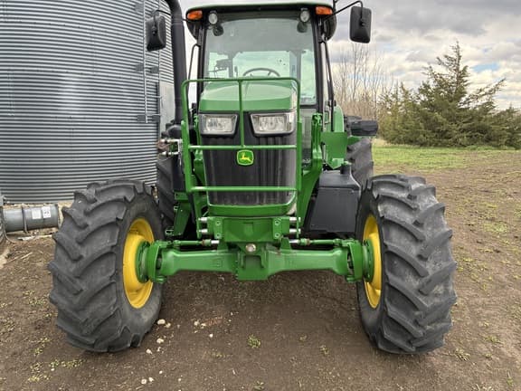 Image of John Deere 6105E equipment image 2