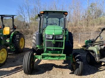 Main image John Deere 6105E