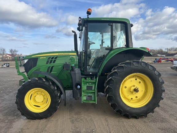 Main image John Deere 6110M