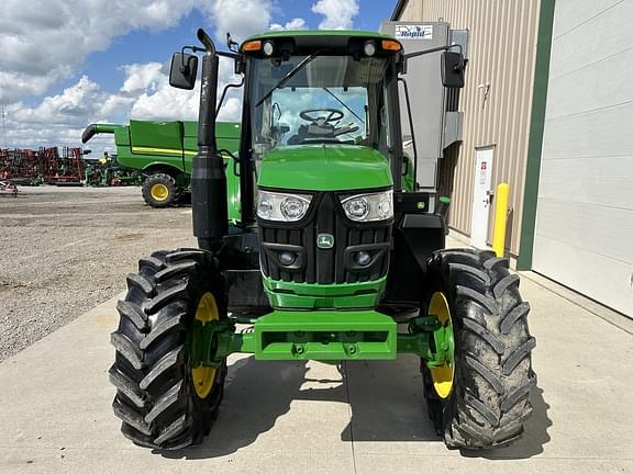 Image of John Deere 6110M equipment image 1