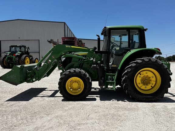 Image of John Deere 6110M equipment image 1