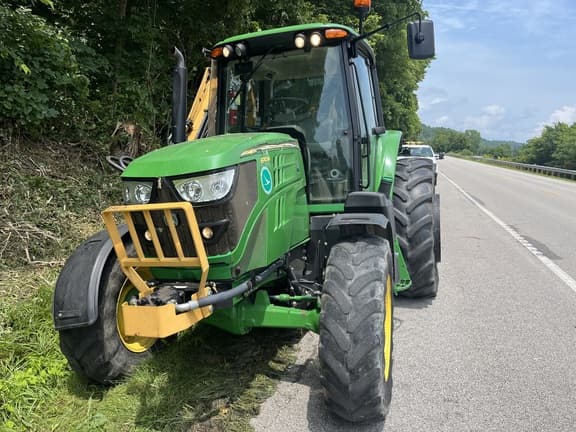 Image of John Deere 6110M equipment image 2