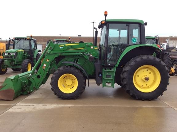 Image of John Deere 6110M equipment image 1