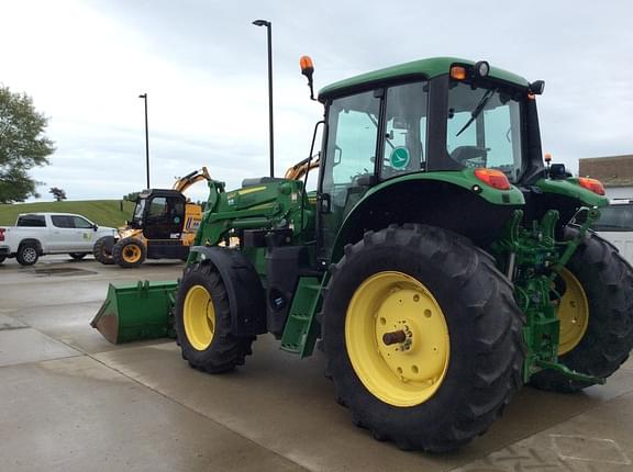 Image of John Deere 6110M equipment image 2