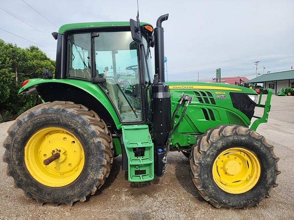 Image of John Deere 6110M equipment image 3