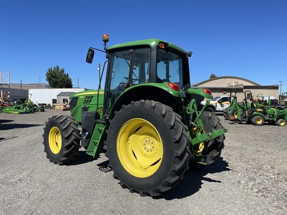 Image of John Deere 6110M equipment image 1