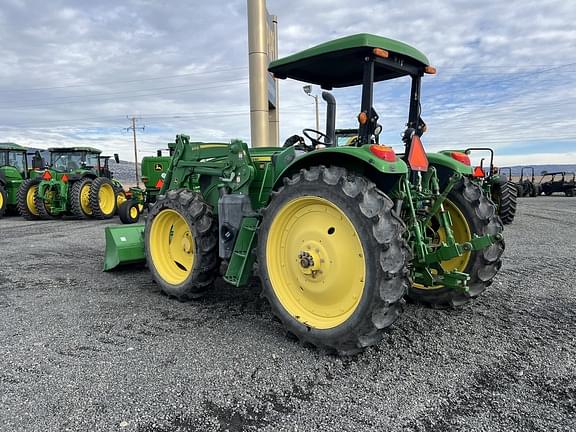 Image of John Deere 6110M equipment image 2