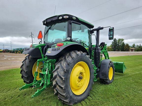 Image of John Deere 6110R equipment image 4