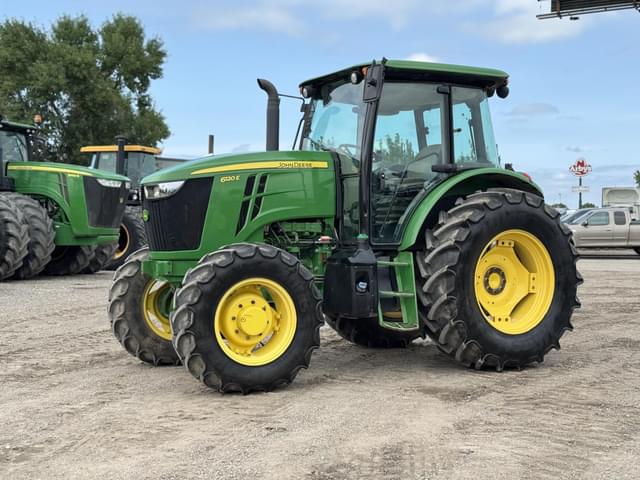 Image of John Deere 6120E equipment image 1