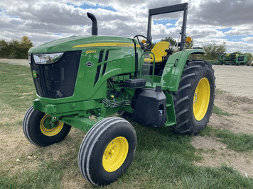 Main image John Deere 6120E