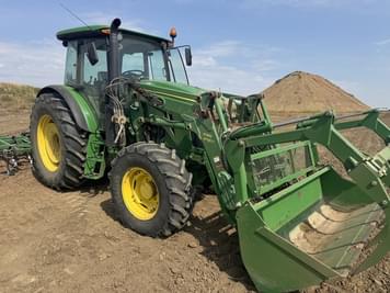 Main image John Deere 6120E