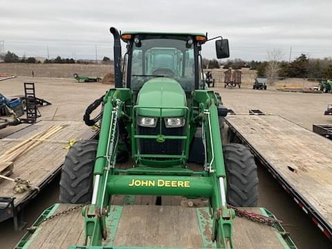 Image of John Deere 6120E equipment image 1