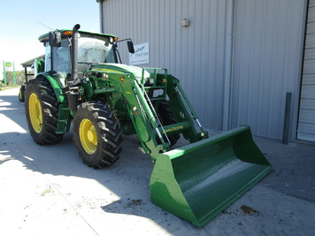 Main image John Deere 6120E