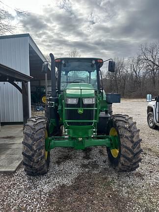 Image of John Deere 6120E equipment image 3