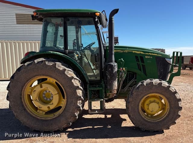 Image of John Deere 6120E equipment image 3