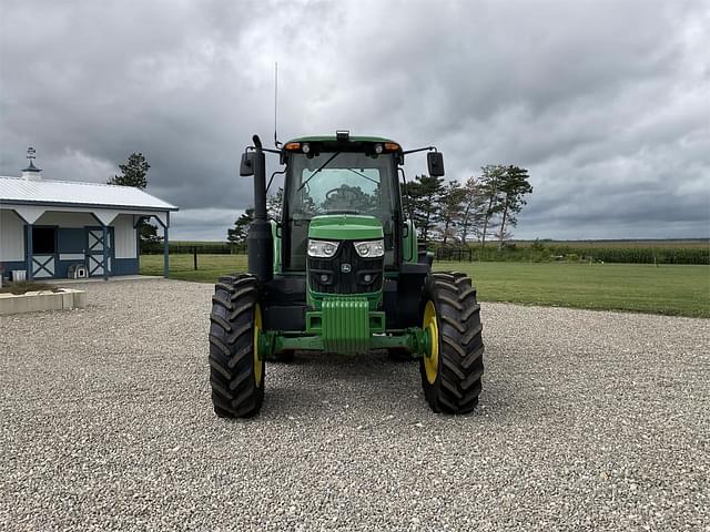 Image of John Deere 6120M equipment image 1