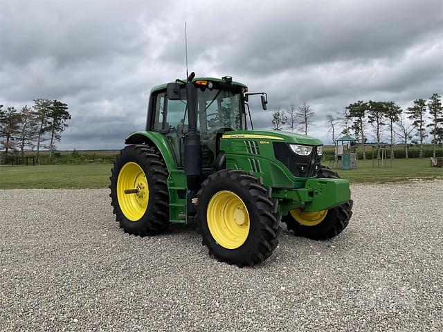 Image of John Deere 6120M equipment image 2