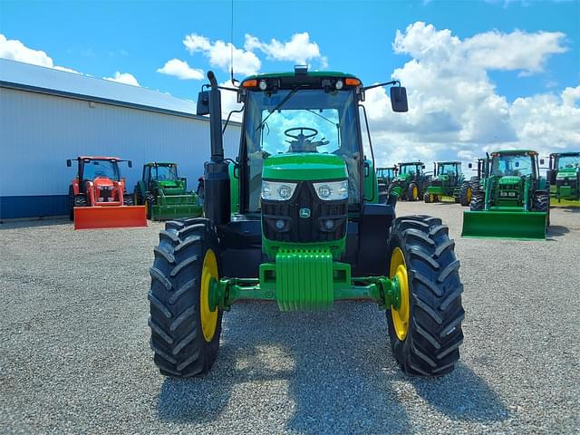 Image of John Deere 6120M equipment image 2