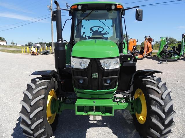 Image of John Deere 6120M equipment image 4