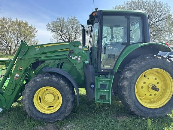 Image of John Deere 6120M equipment image 4