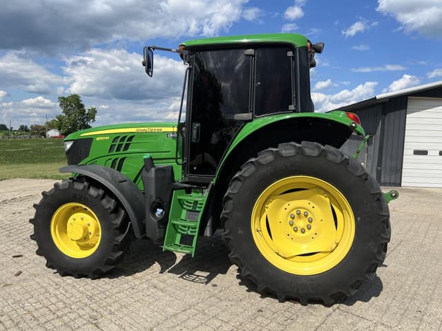 Image of John Deere 6120M equipment image 1
