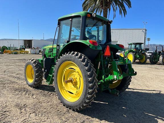 Image of John Deere 6120M equipment image 2