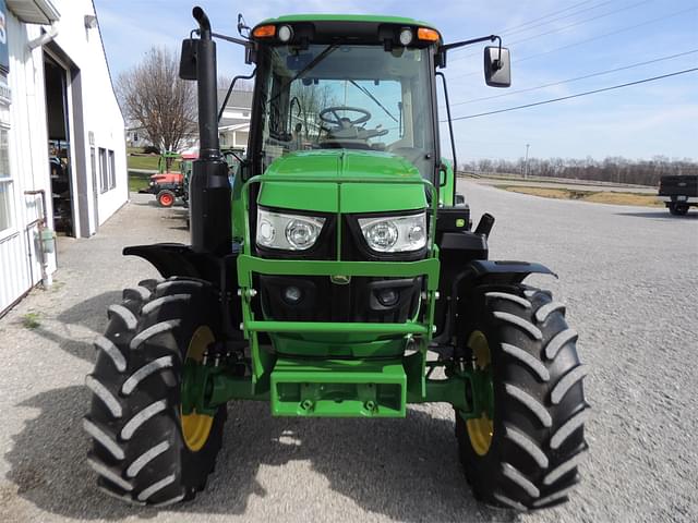 Image of John Deere 6120M equipment image 4